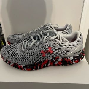 Mens Under Armour Liquify Size 10 Running Shoes